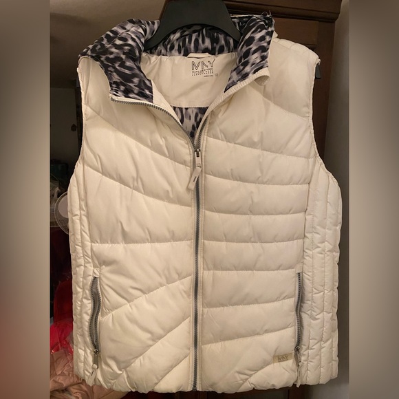 Marc New York Vest - Picture 5 of 9